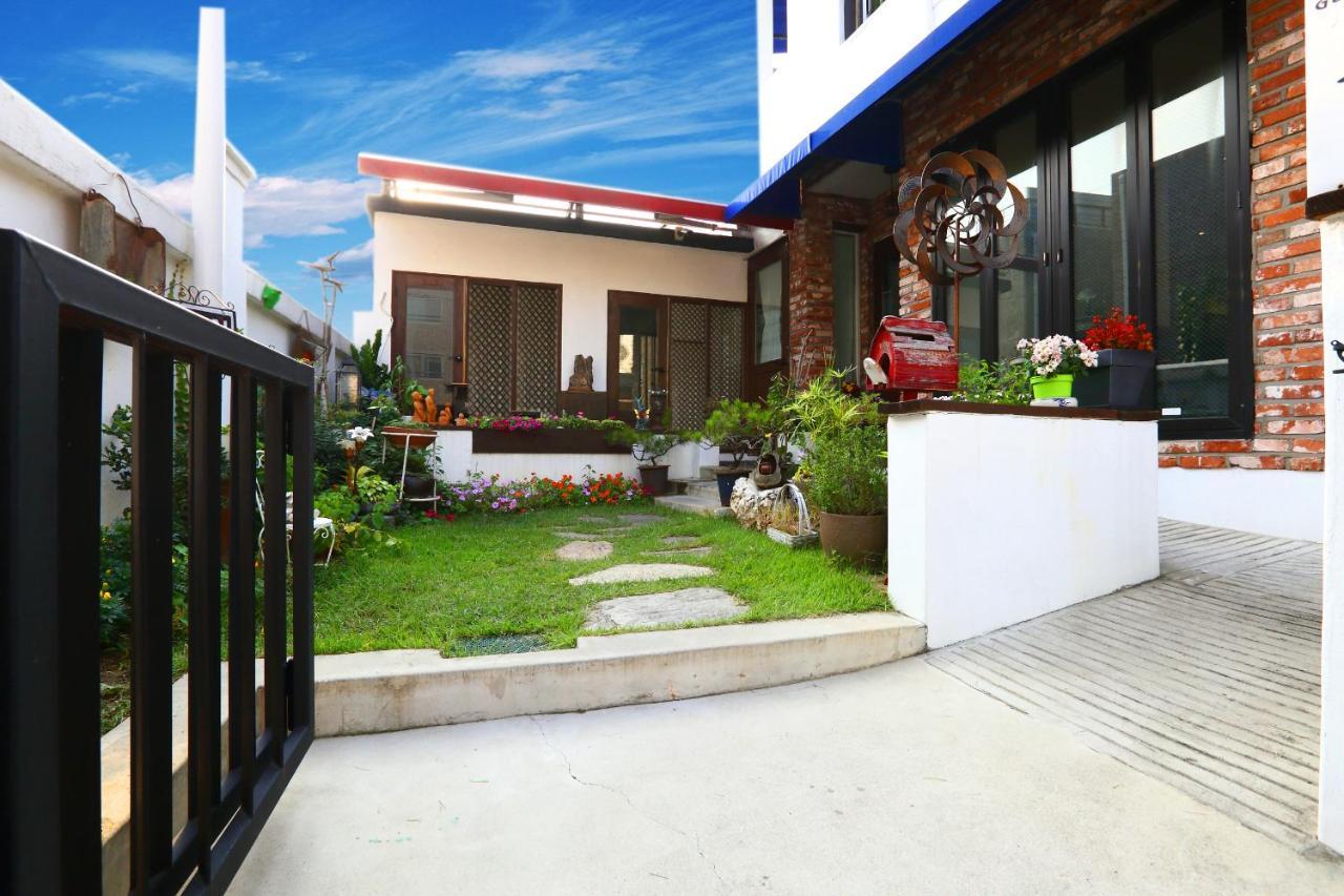 Yujung Guesthouse Jeonju Exterior foto